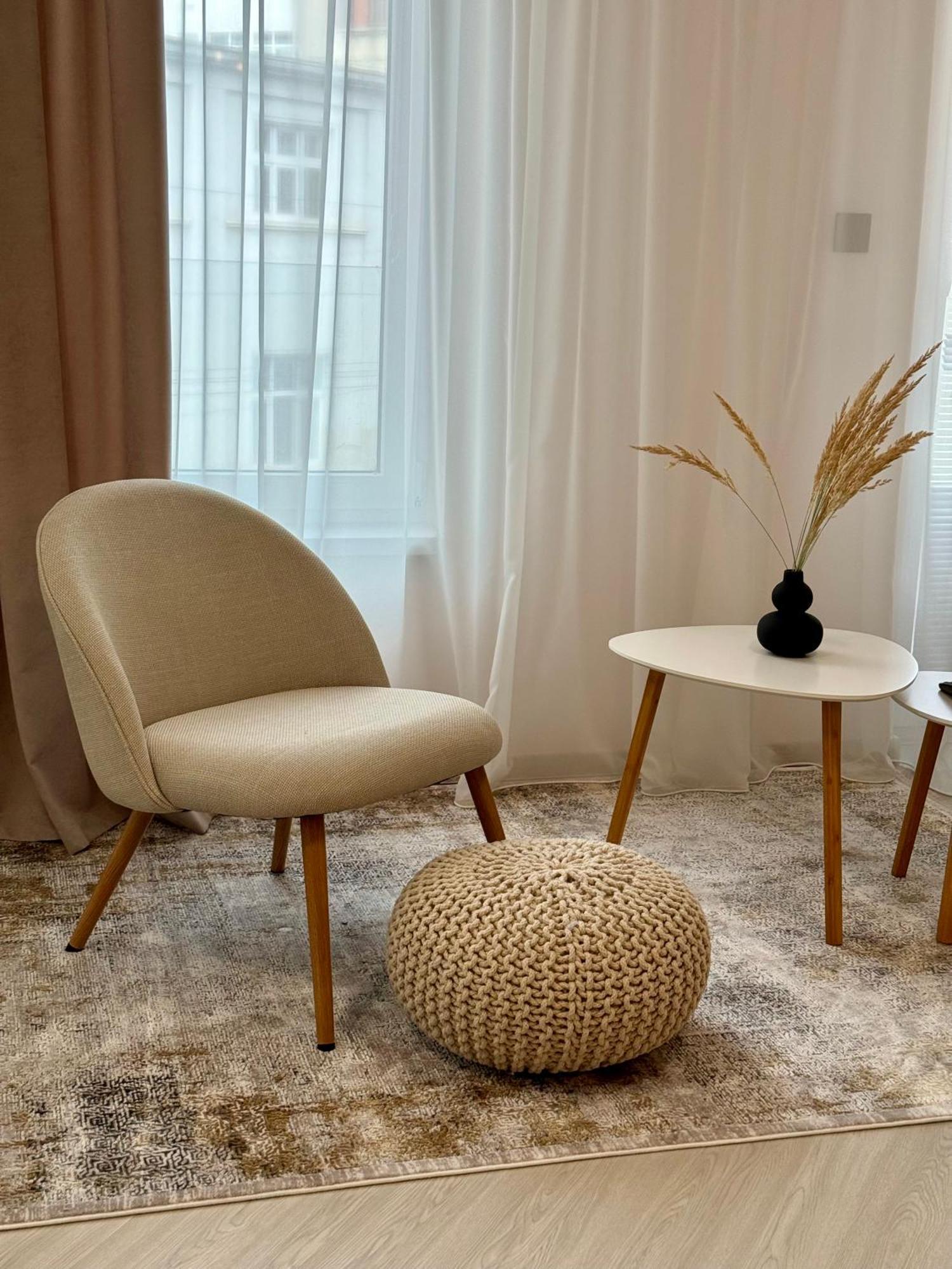 Skau Piano Family & Business Apartment Free Parking Братислава Экстерьер фото